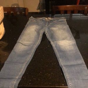 Hollister skinny blue jeans